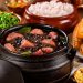 Feijoada e acompanhamentos | Imagem ilustrativa