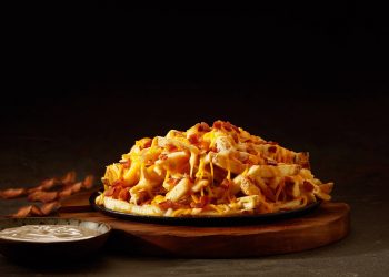 Em Goiânia, Outback vai dar Aussie Cheese Fries, famosa porção de batata frita coberta com mix de queijos e bacon | Foto: Divulgação