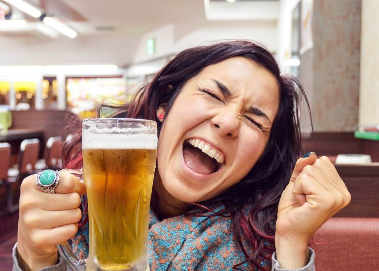 No Dia da Mulher, shopping fará degustação de chope artesanal para elas | Foto: Reprodução