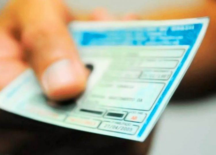 Notícia sobre CNH Social gratuita circula no WhatsApp. Folha Z investigou | Foto: Reprodução/ Detran