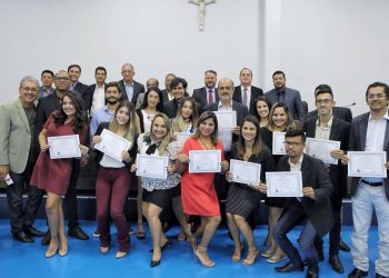 Câmara de Aparecida tem maioria de fFuncionários da prefeitura em homenagem a jornalistas | Foto: Marcelo Silva