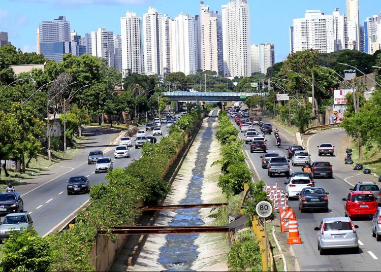 trechos da Marginal | As obras continuam em outros trechos da via | Foto: Jackson Rodrigues