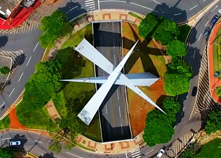 Viaduto Latif Sebba, em Goiânia | Foto: Reprodução