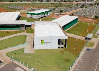 Os salários variam entre R$ 2.446,96 e R$ 4.180,66, além de auxílios | Foto: Reprodução