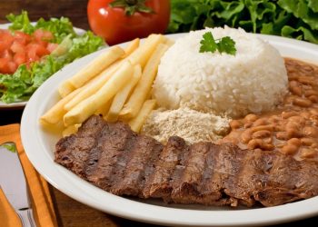 Centro de Goiânia oferta várias opções de refeições saborosas e baratas | Foto: Reprodução