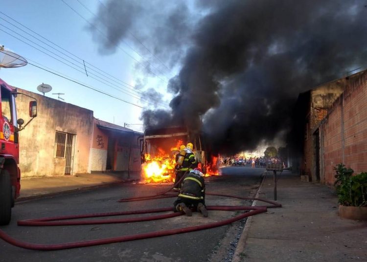 Governo teme que PCC ataque policiais e ônibus em Goiânia como ocorreu em Uberlândia (MG) nos últimos dias | Foto: Reprodução