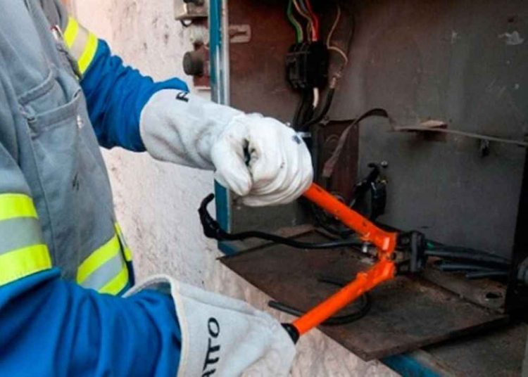 Deputado propõe 15 dias de prazo antes de corte de energia em Goiás | Foto: Reprodução