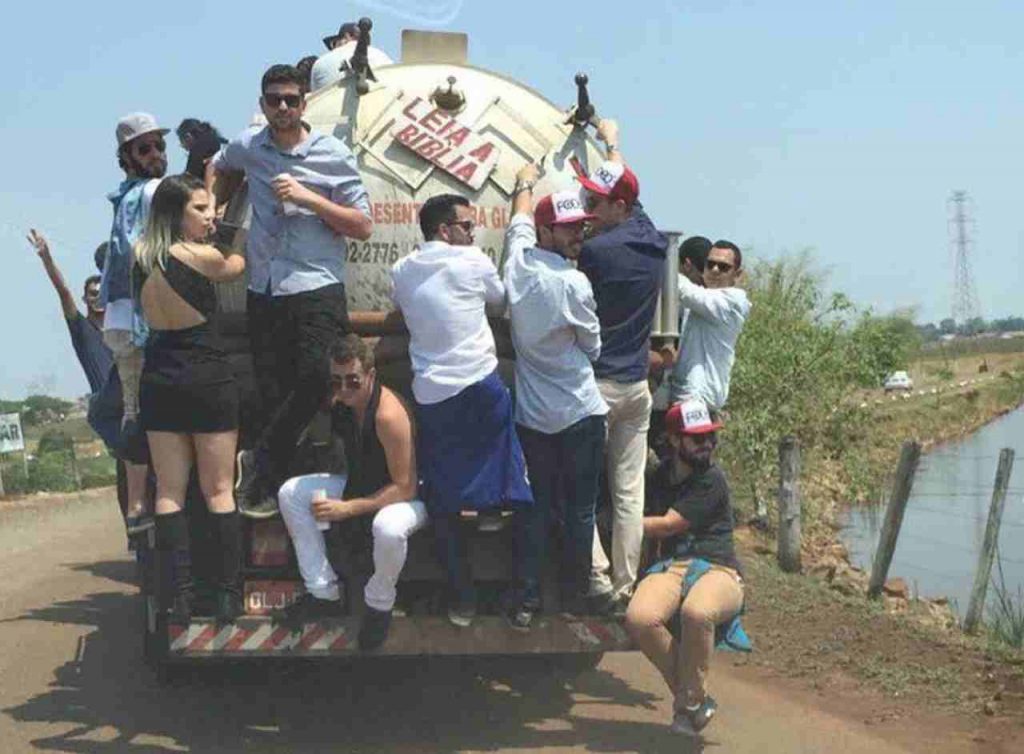 Em 2017, a Festa 800 se envolveu em polêmica devido à problemas na logística do evento | Foto: Reprodução