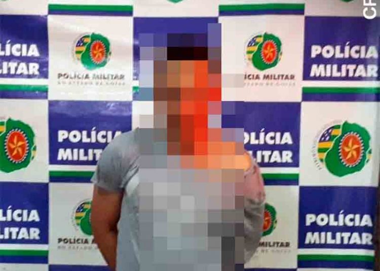 Prisão foi feita em flagrante após homem ejacular em passageira do transporte coletivo em Goiânia | Foto: Divulgação / PM