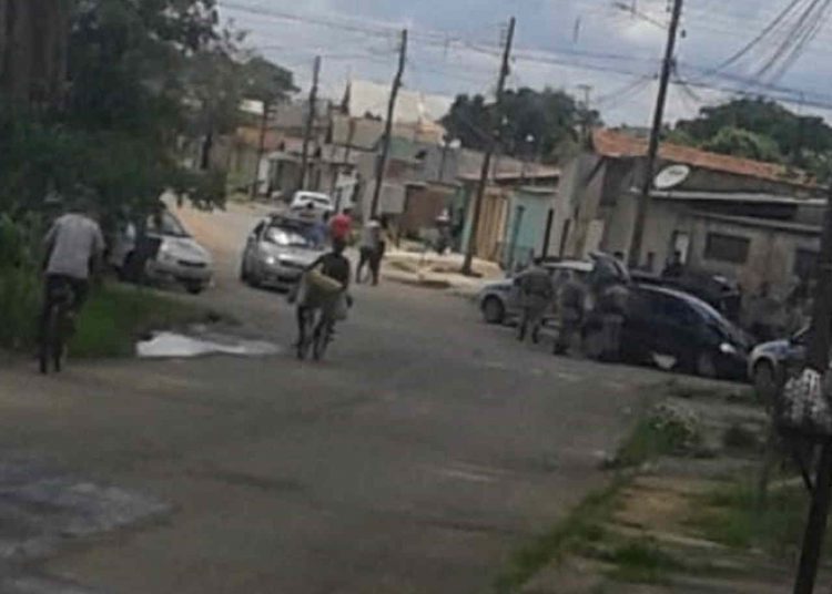 Após roubo a supermercado em Aparecida, dois são detidos e um morre | Foto: Leitor / Folha Z