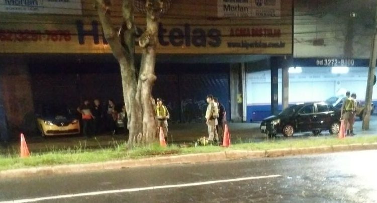PM atropelada em blitz em Goiânia foi levada ao hospital com dores no peito | Foto: Leitor / Folha Z