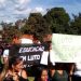 Em dezembro de 2019, professores protestaram na inauguração do Hospital Municipal de Aparecida. Agora, greve já é debatida | Foto: Leitor / Folha Z
