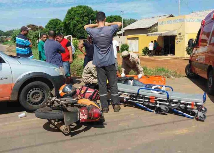 Um carro e uma moto se envolveram em acidente no Pontal Sul, em Aparecida | Foto: reprodução