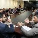Vice-governador de Goiás Lincoln Tejota (Pros) discute Aparecida com o presidente da Associação Comercial, Industrial e Empresarial da Região Leste de Aparecida de Goiânia (Acirlag), Maione Padeiro | Foto: Folha Z