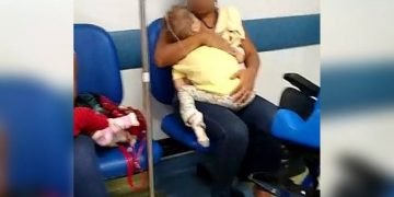 Criança de 5 anos morre no corredor do Materno Infantil (HMI) de Goiânia | Foto: Cedida por Bill Guerra