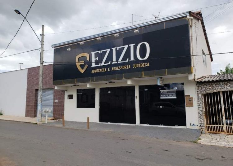 Escritório do advogado, ex-vereador e ex-secretário municipal Ezízio Barbosa | Foto: Folha Z
