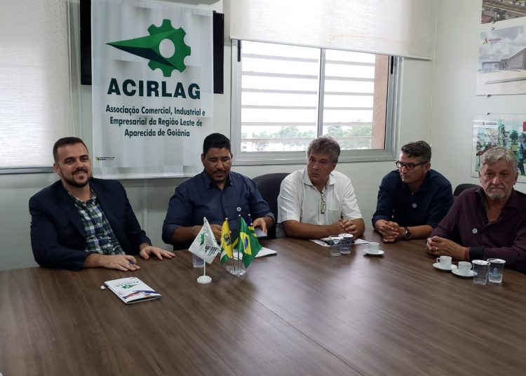 Subsídios para bares e similares que instalarem câmeras de segurança são debatidos na Prefeitura de Aparecida | Foto: Folha Z