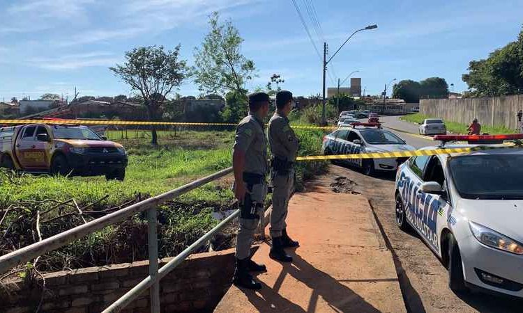 Feto de 6 meses foi encontrado pela PM no setor Novo Horizonte | Foto: Divulgação / PM