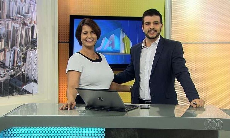 De acordo com o blog Notícias da TV, a TV Anhanguera realizou demissão em massa de funcionários e tende a fazer mais cortes | Foto: Reprodução