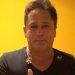 Leonardo deu um selinho no sertanejo Creone, do Trio Parada Dura | Foto: Reprodução