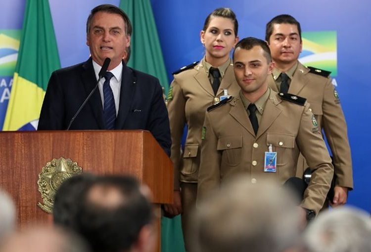 Cadete da Academia da PMGO, Luiz Paulo Bolsonaro é filho de um dos irmãos do presidente | Foto: Marcos Corrêa / PR