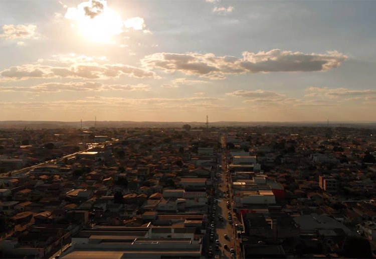 População de Aparecida cresce acima da média nacional e bate 578 mil (na imagem, visão aérea do Setor Garavelo) | Foto: Reprodução / Viajando e Passeando