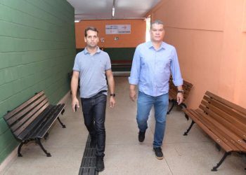 Diretor do Folha Z, Guilherme Coelho, ao lado do colunista Rodrigo Czepak | Foto: Valdemy Teixeira