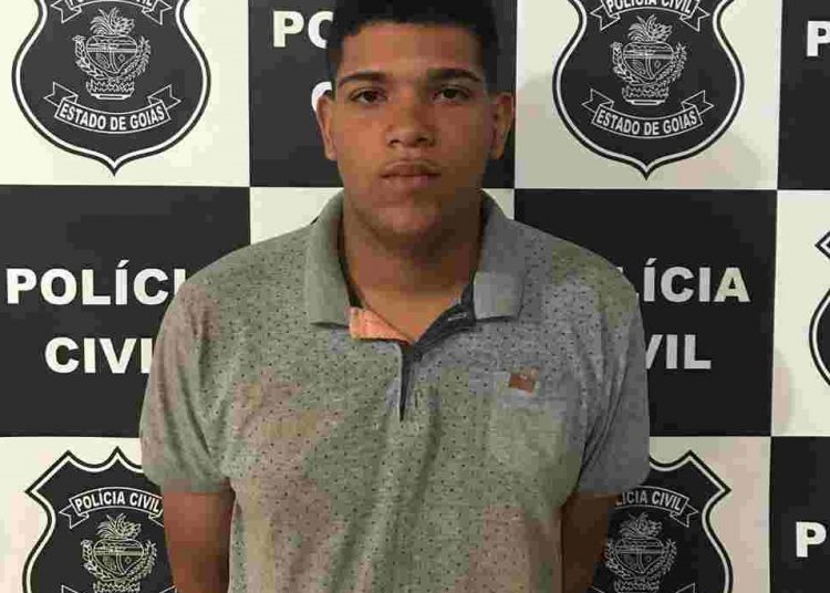 O estudante não apresentou advogado. Ele completou 18 anos em abril | Foto: Polícia Civil