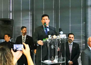 "Quero fazer referência a uma notícia triste aqui em Goiânia, de que um policial foi morto em serviço, cumprindo seu dever", disse o ministro Sérgio Moro sobre morte de policial em Aparecida | Foto: Folha Z