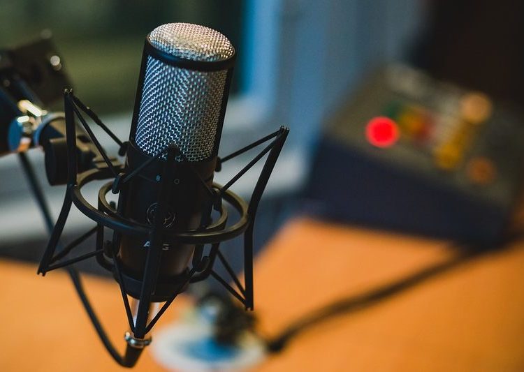 Podcast Aparecida Sem Censura terá episódios curtos, para você ouvir no fone de ouvido | Foto: Pixabay