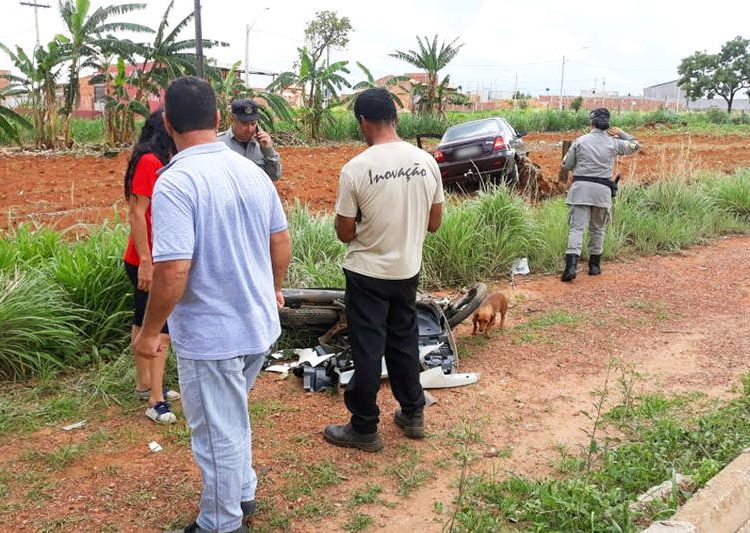Acidente na GO-040, próximo à região do Madre Germana, em Aparecida | Foto: Leitor / FZ