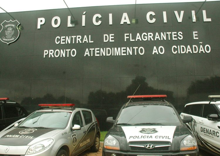 À PC, o jovem negou ser responsável pela morte do enteado e afirmou que o teria perdido em um shopping na noite anterior | Foto: Reprodução