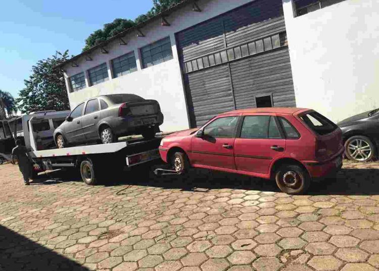 leilão TJGO carros motos