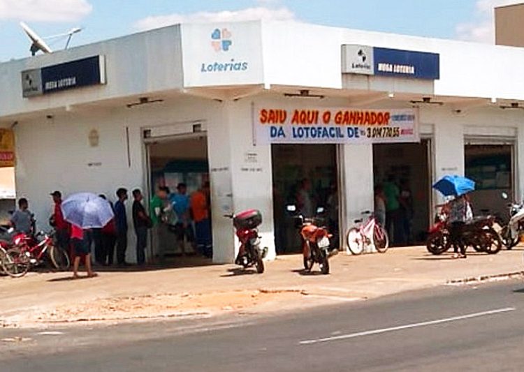 Loteria em Aparecida de Goiânia que já vendeu bilhetes premiados em 2 sorteios diferentes e cria expectativa para a Mega da Virada | Foto: Reprodução