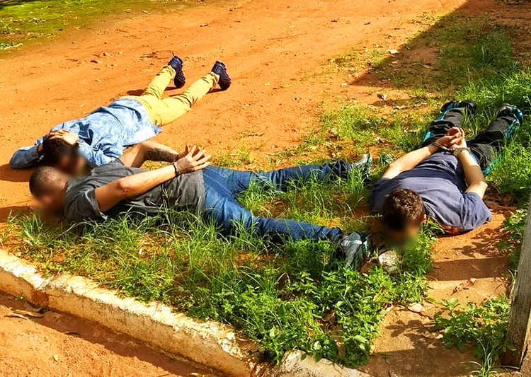 Quadrilha de roubo de veículos é alvo de ação da PM no Parque Industrial João Braz | Foto: Divulgação / PMGO