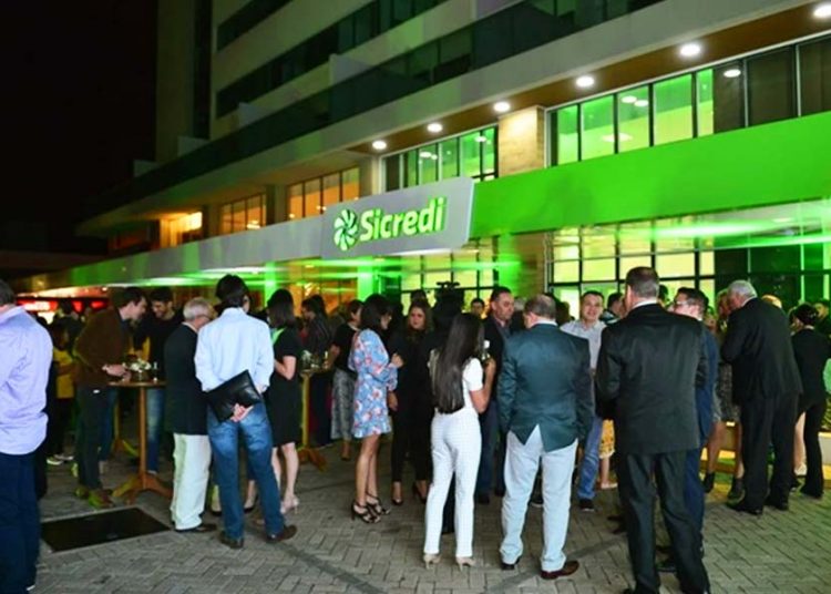 Sicredi tem 319 vagas de emprego abertas | Foto: Divulgaçao