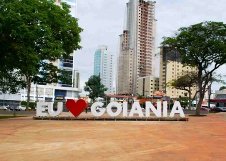 entrega dos boletos IPTU Goiânia