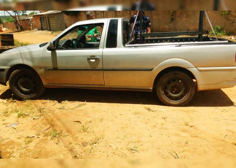 Jovem de 25 anos foi morto na Rua São Carlos, no setor Madre Germana, nesta 4ª feira (12) | Foto: Leitor / FZ