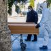 Enterro sem familiares em Bergamo