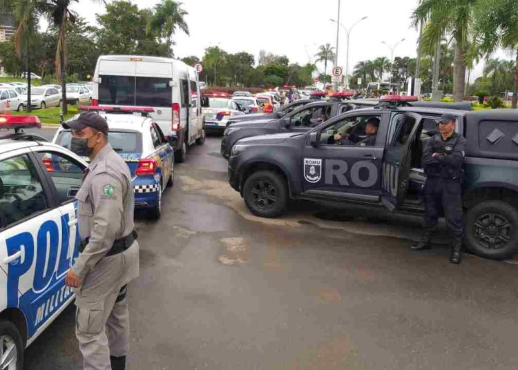 GCM praças parques aglomerações