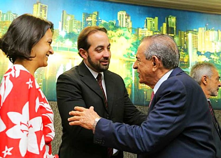 Trabalho forte cacifa Samuel Belchior para a vice de Iris Rezende | Foto: Divulgação / Prefeitura de Goiânia