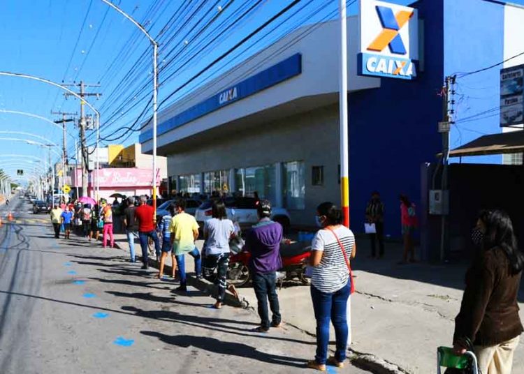 Caixa começa a pagar segunda parcela de auxílio emergencial | Foto: Enio Medeiros
