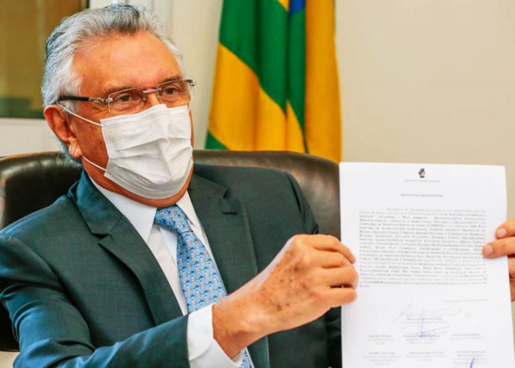 Governador Ronaldo Caiado defende a criação de comitês colegiados para decisões sobre a reabertura da economia em Goiás | Foto: Divulgação
