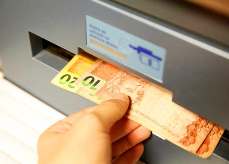 Caixa começa a pagar abono salarial | Foto: Reprodução