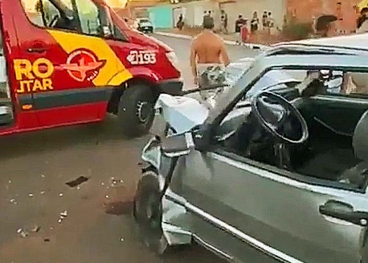 Colisão no Residencial Beatriz Nascimento, em Goiânia | Foto: Divulgação/CBM-GO