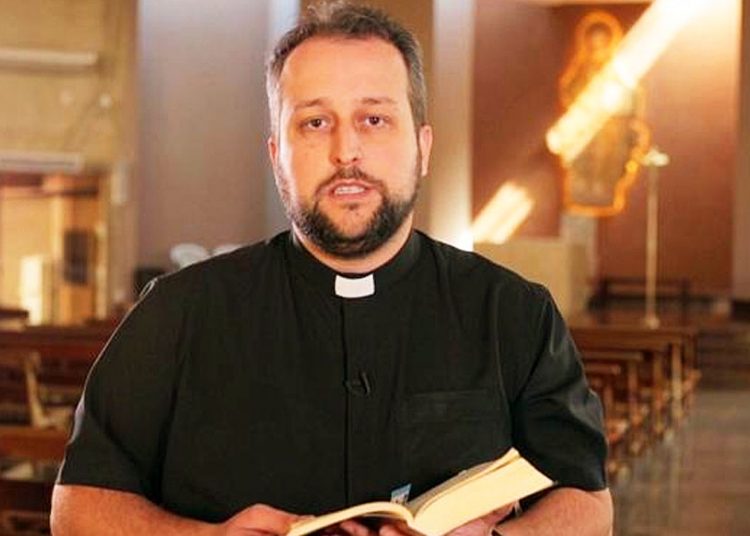 Padre Cássio Augusto foi pároco da Matriz de Aparecida entre 2011 e 2017 | Foto: Reprodução