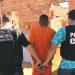 Após confissão, Hian Alves leva PC até pedaço de madeira que teria perfurado Danilo Silva | Foto: Divulgação/PC-GO