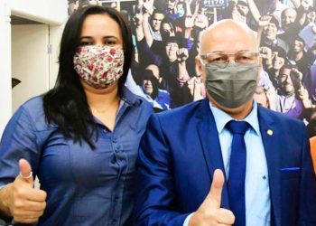 Cleide Neves e o deputado federal Professor Alcides, ambos do PP | Foto: Reprodução