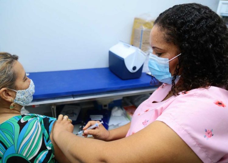 Vacinação contra Covid-19 em Aparecida - Créditos: Enio Medeiros