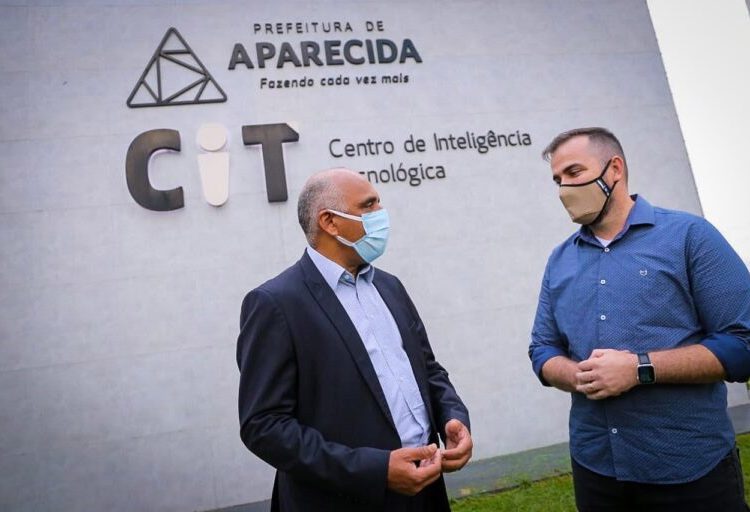Rogério Cruz e Gustavo Mendanha em Aparecida - Crédito: Jackson Rodrigues